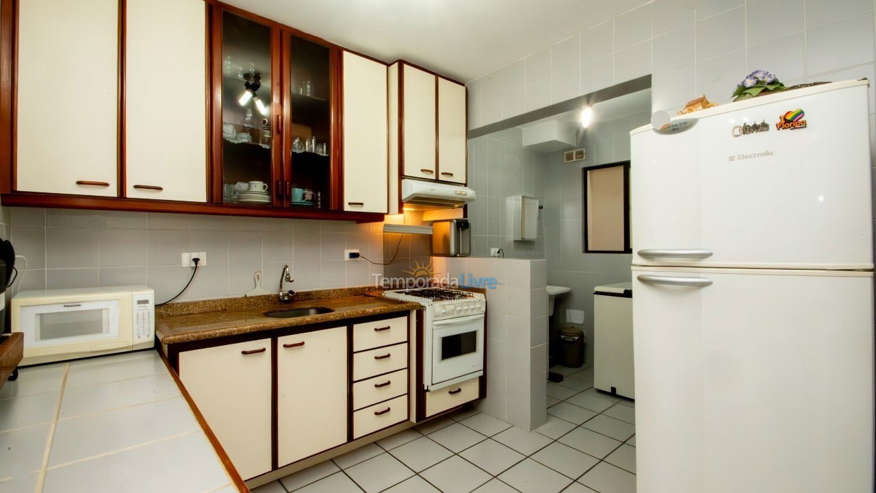 Apartamento para aluguel de temporada em Florianopolis (Praia dos Ingleses)