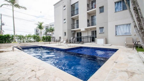 Apartamento em condomino com piscina