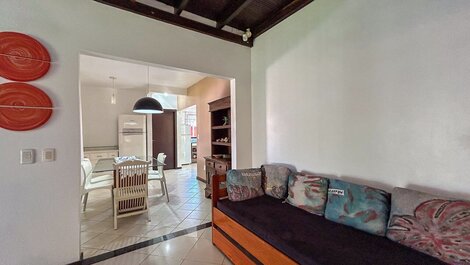 218 - Beautiful house with ample space in Mariscal