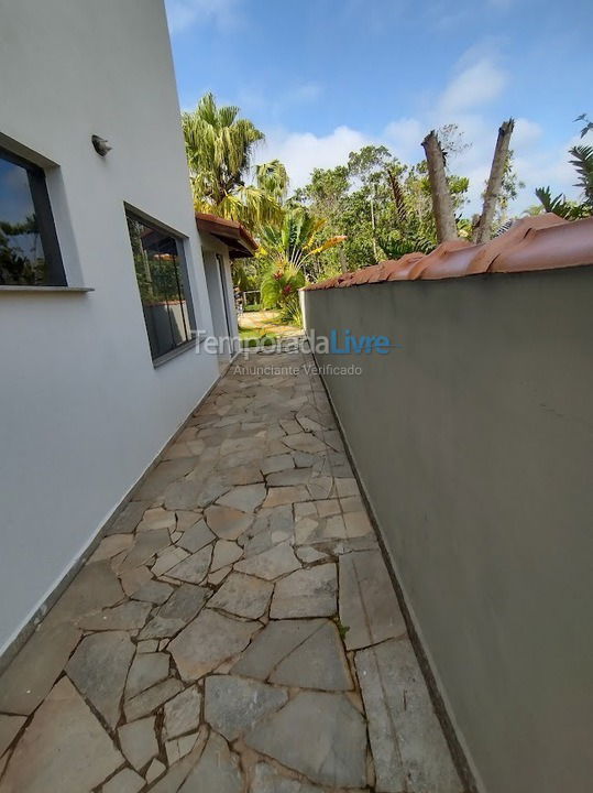 House for vacation rental in Bertioga (Condominio Morada da Praia)