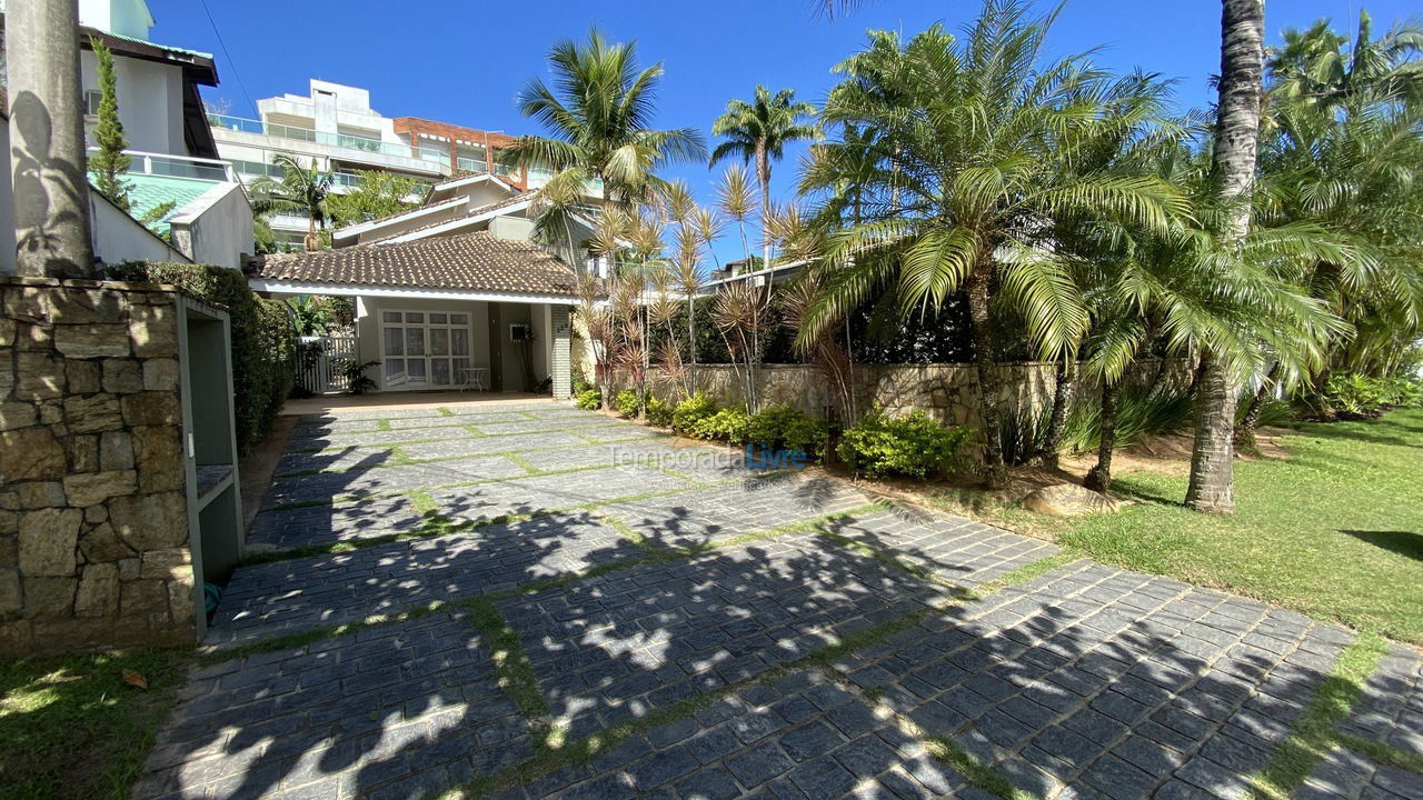 Casa para aluguel de temporada em Bertioga (Riviera de São Lourenço)