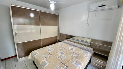 APARTAMENTO CAPACIDADE PARA 8 PESSOAS EM MEIA PRAIA