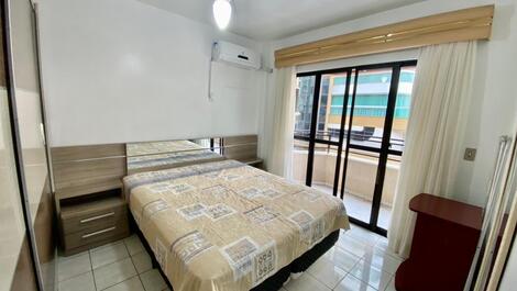 APARTAMENTO CAPACIDADE PARA 8 PESSOAS EM MEIA PRAIA