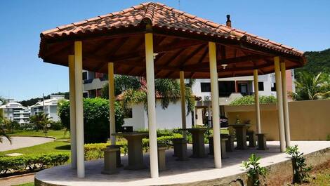 Apartamento ingleses norte condominio terra do sol para 5 pessoas
