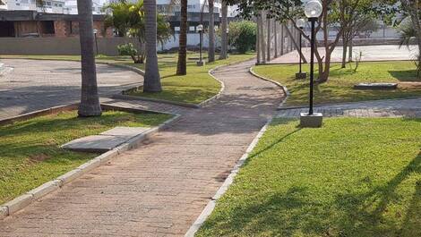 Apartamento ingleses norte condominio terra do sol para 5 pessoas