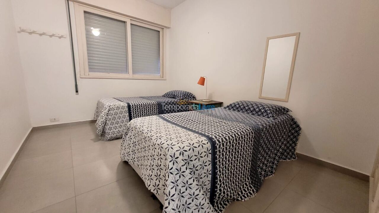 Apartamento para aluguel de temporada em Guarujá (Pitangueiras)