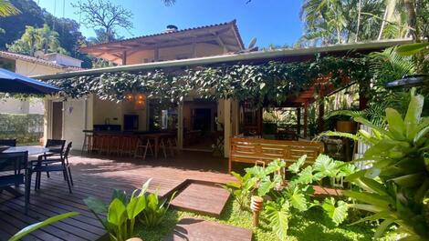 Casa para alugar em São Sebastião - Camburi