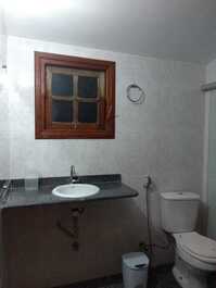 Code C019, 2 bedroom apartment, 1 suite, 300 meters from Taperapuan beach