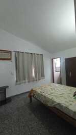 Code C019, 2 bedroom apartment, 1 suite, 300 meters from Taperapuan beach