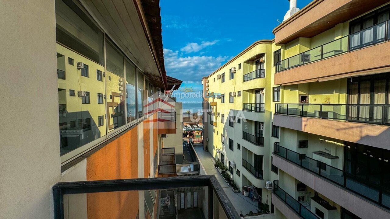 Apartamento para aluguel de temporada em Bombinhas (Praia de Bombas)