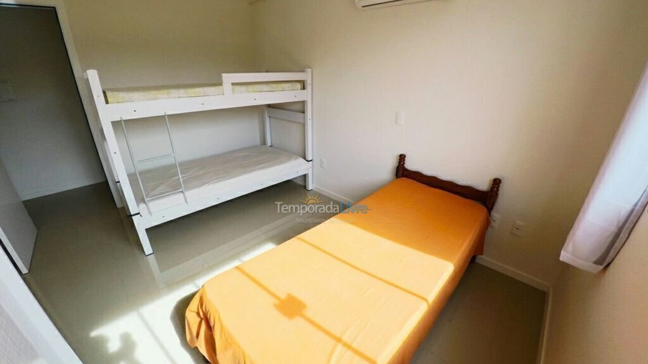 Apartamento para alquiler de vacaciones em Bombinhas (Praia de Bombas)