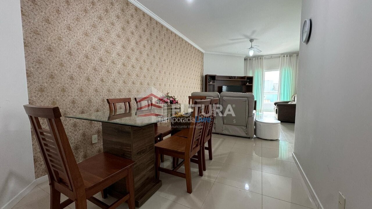 Apartamento para alquiler de vacaciones em Bombinhas (Praia de Bombas)