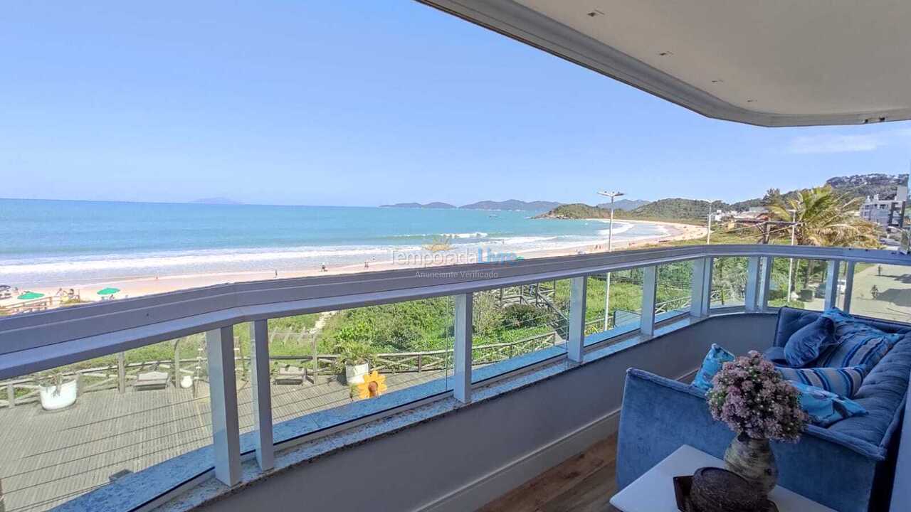 Apartamento para aluguel de temporada em Bombinhas (Praia de Quatro Ilhas)