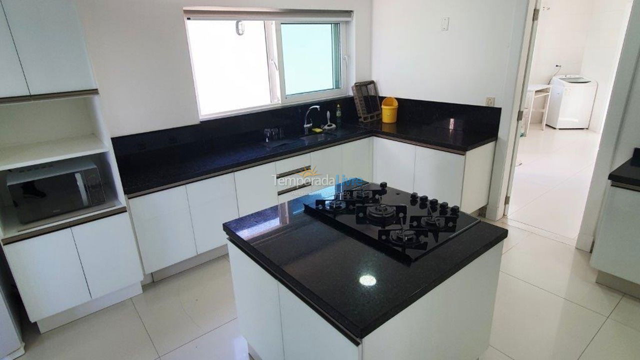 House for vacation rental in Balneário Camboriú (Praia do Estaleirinho)