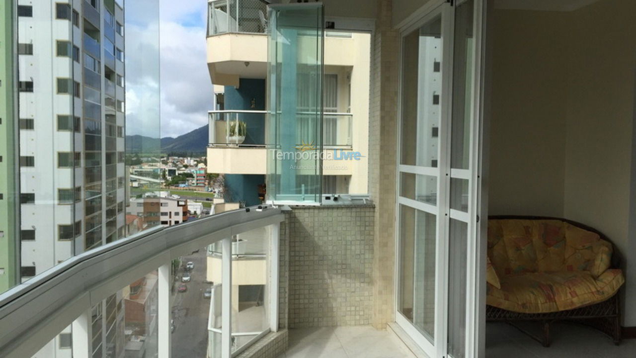 Apartment for vacation rental in Itapema (Meia Praia)