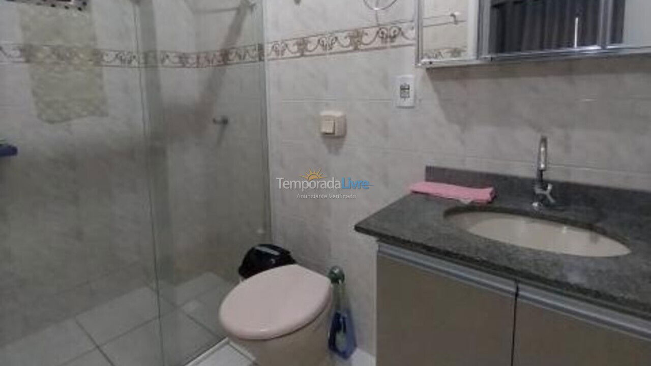 Apartamento para aluguel de temporada em Itapema (Meia Praia)