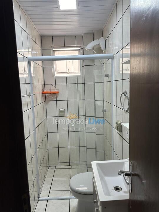 Apartamento para aluguel de temporada em Itapema (Meia Praia)