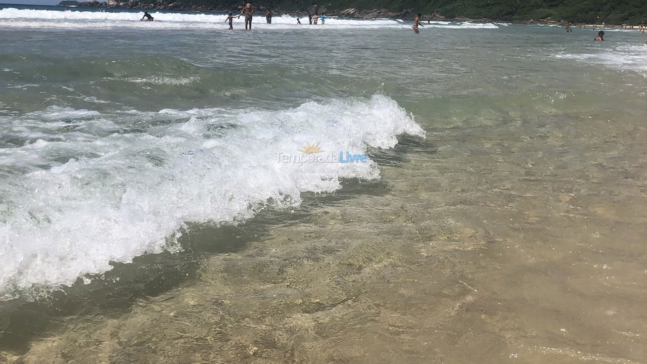 Casa para aluguel de temporada em Florianópolis (Ponta das Canas)