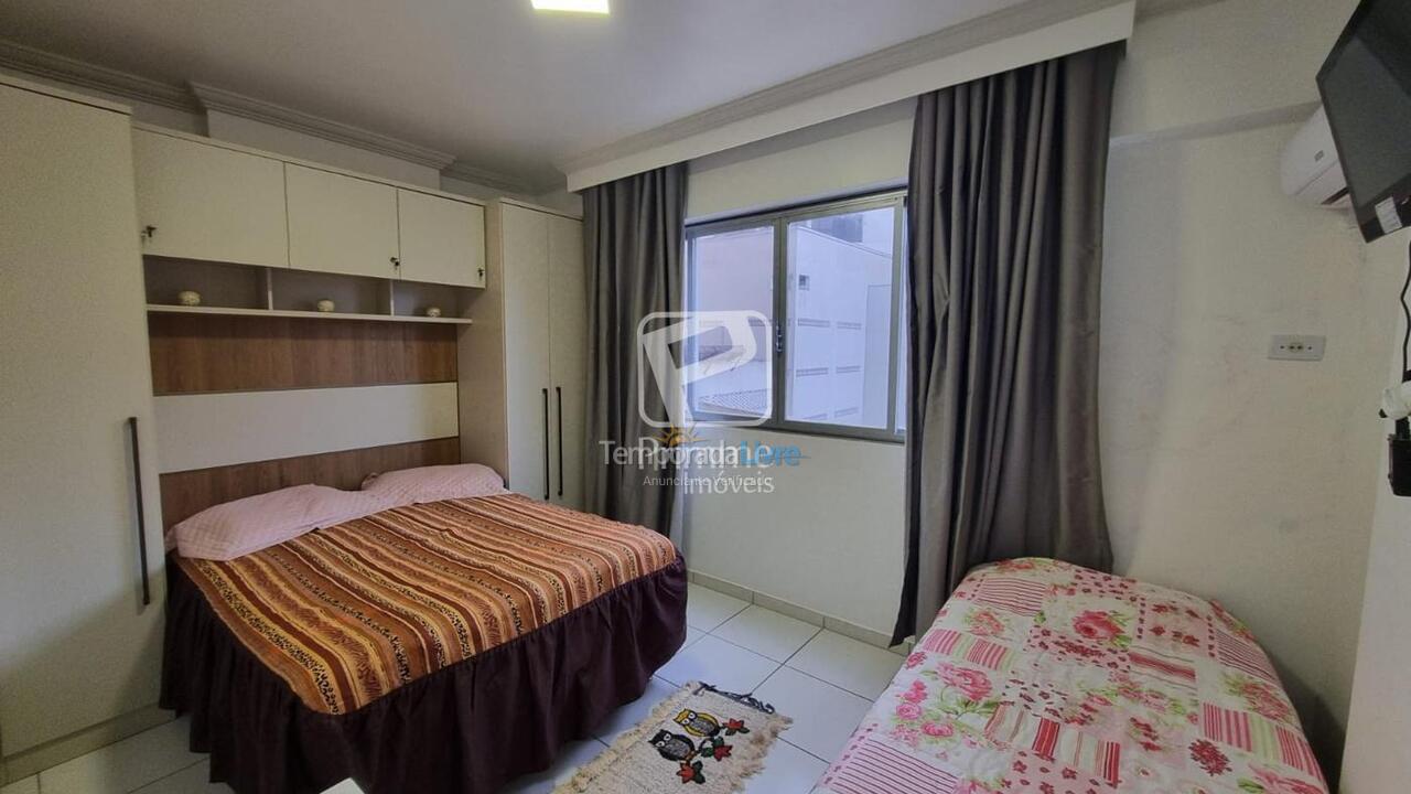 Apartamento para aluguel de temporada em Balneário Camboriú (Centro)