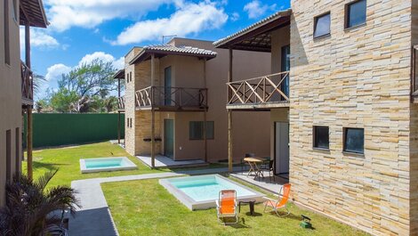 Beachfront Duplex #A10 em Barro Preto by Carpediem