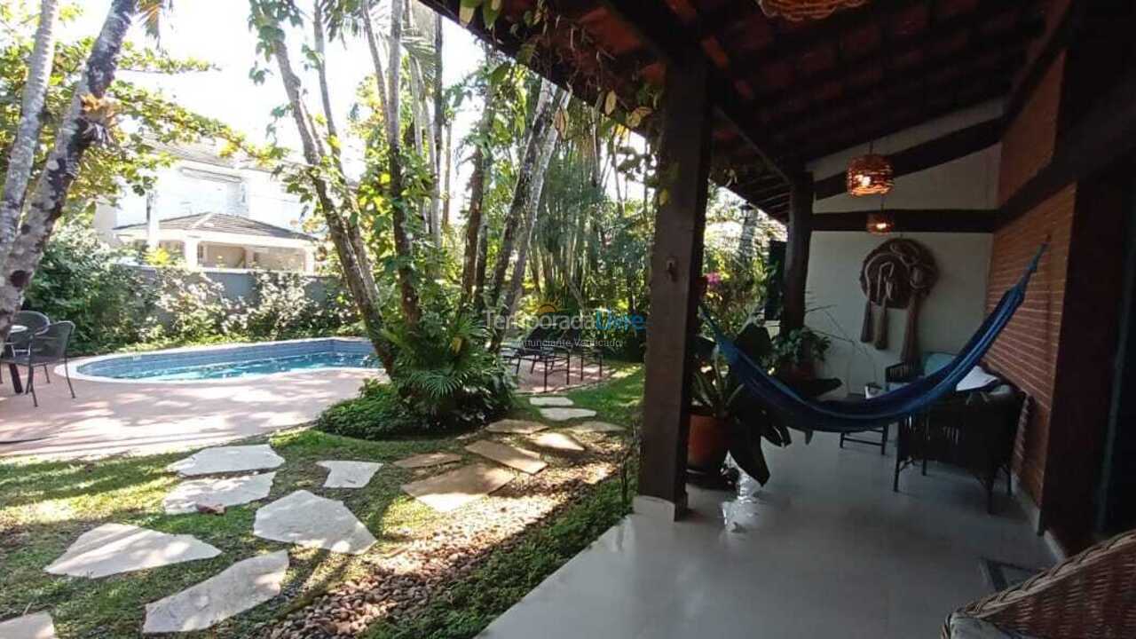 Casa para alquiler de vacaciones em São Sebastião (Praia da Baleia)