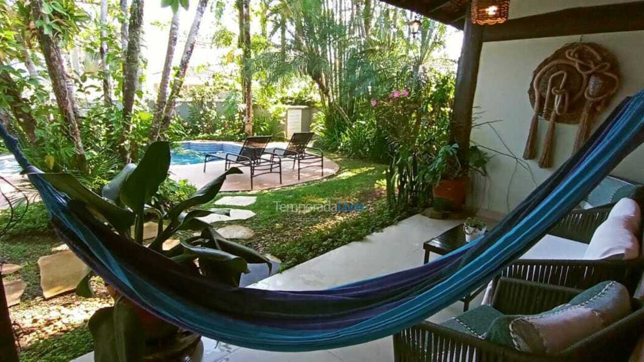 Casa para alquiler de vacaciones em São Sebastião (Praia da Baleia)