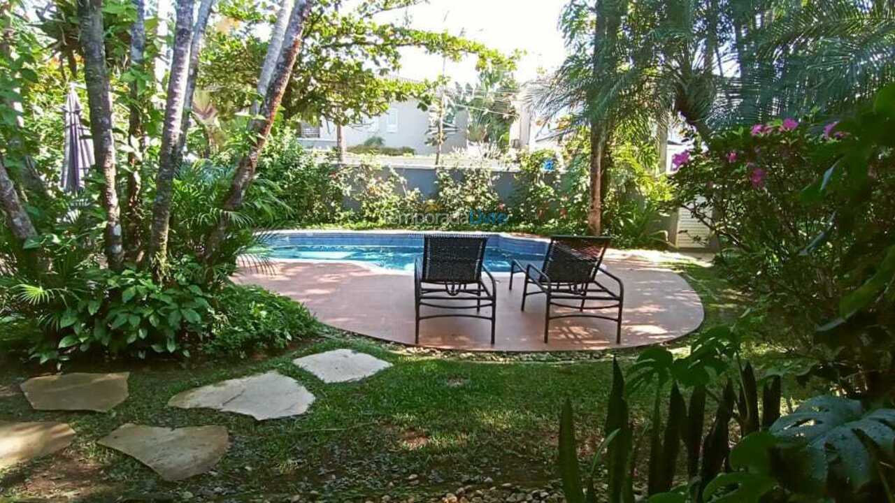 Casa para alquiler de vacaciones em São Sebastião (Praia da Baleia)