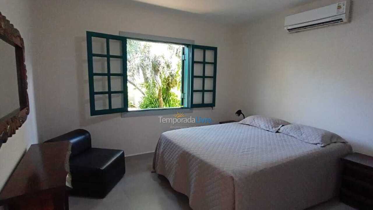 Casa para alquiler de vacaciones em São Sebastião (Praia da Baleia)