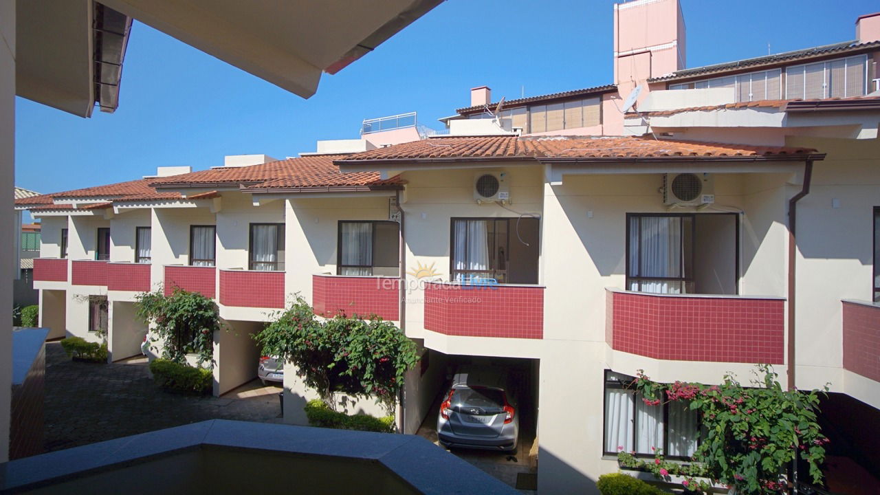 Casa para aluguel de temporada em Florianopolis (Praia dos Ingleses)