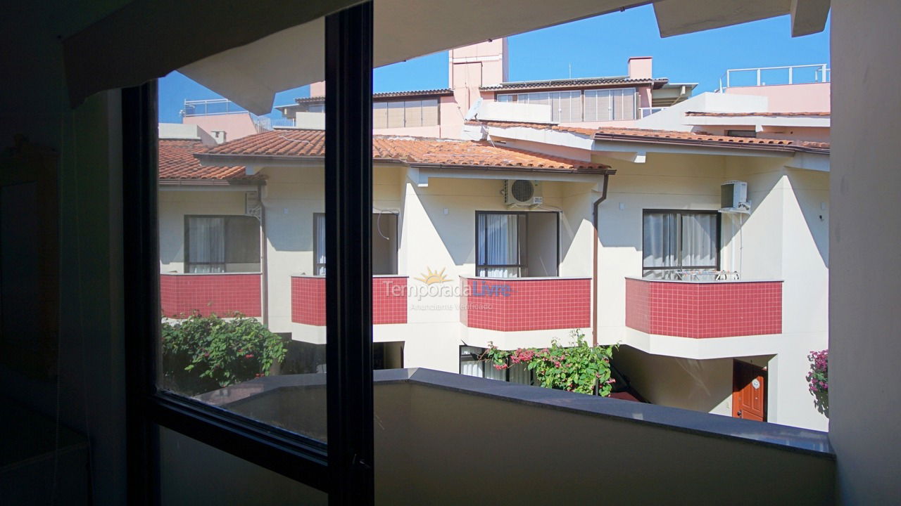 Casa para aluguel de temporada em Florianopolis (Praia dos Ingleses)