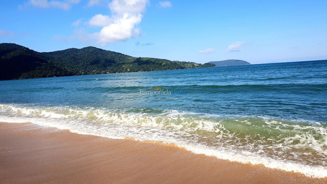 Apartamento para aluguel de temporada em Ubatuba (Maranduba)