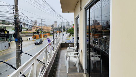 Casa com piscina no Balneário Perequê