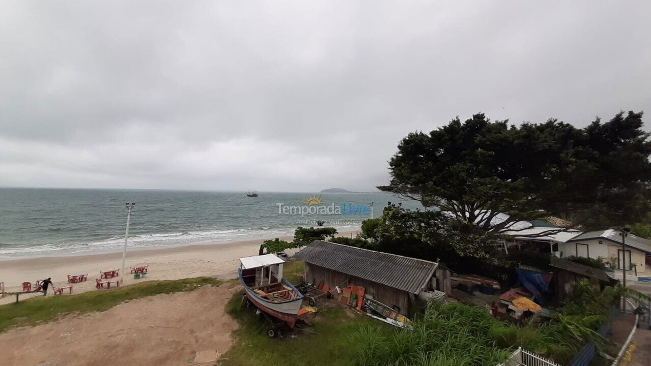 Apartamento para aluguel de temporada em Florianópolis (Cachoeira do Bom Jesus)