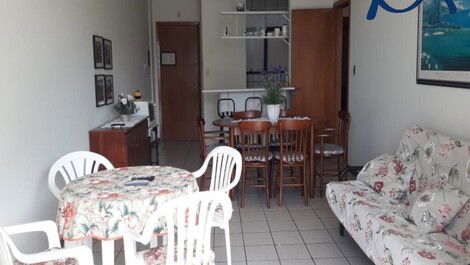 Apartamento de férias, vista para o mar na avenida principal de...