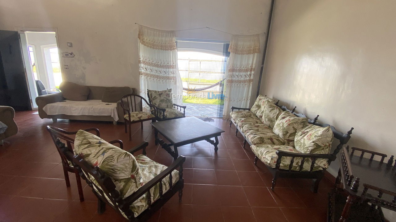 Casa para alquiler de vacaciones em Itanhaém (Vila Loty)