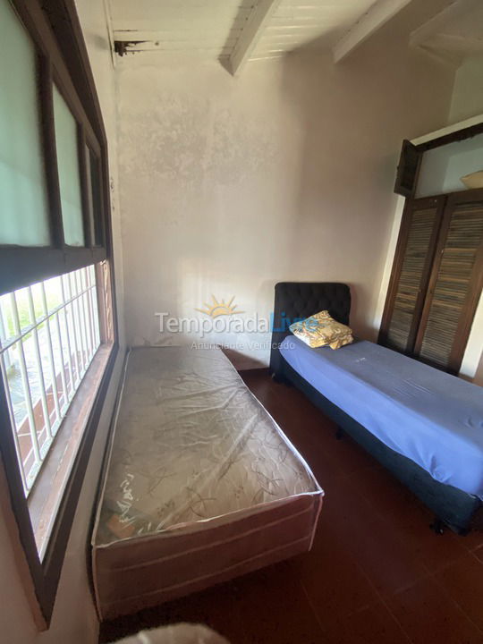 Casa para alquiler de vacaciones em Itanhaém (Vila Loty)