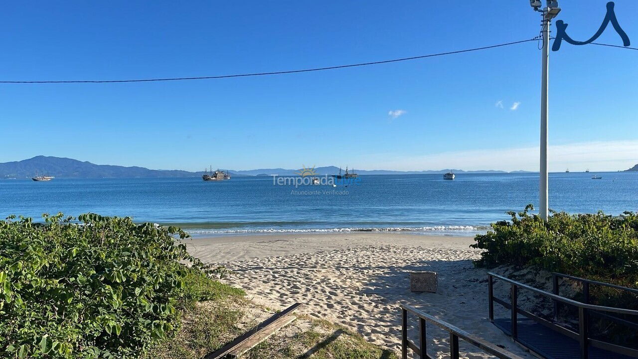 Apartamento para aluguel de temporada em Florianópolis (Cachoeira do Bom Jesus)