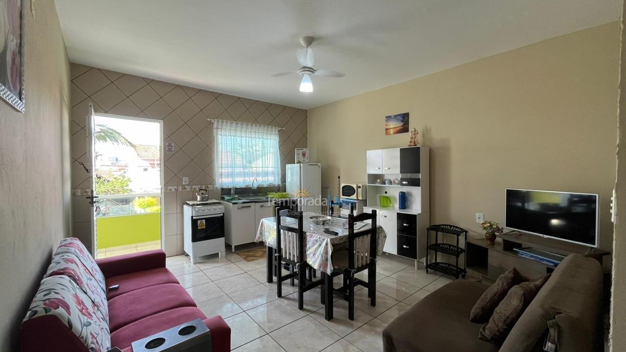 Apartamento para aluguel de temporada em Florianopolis (Praia dos Ingleses)