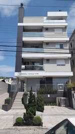 APARTAMENTO 01 DORMITÓRIO INGLESES