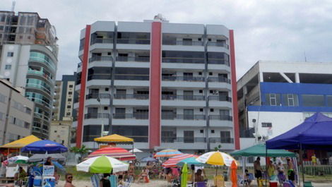 Edificio frente mar