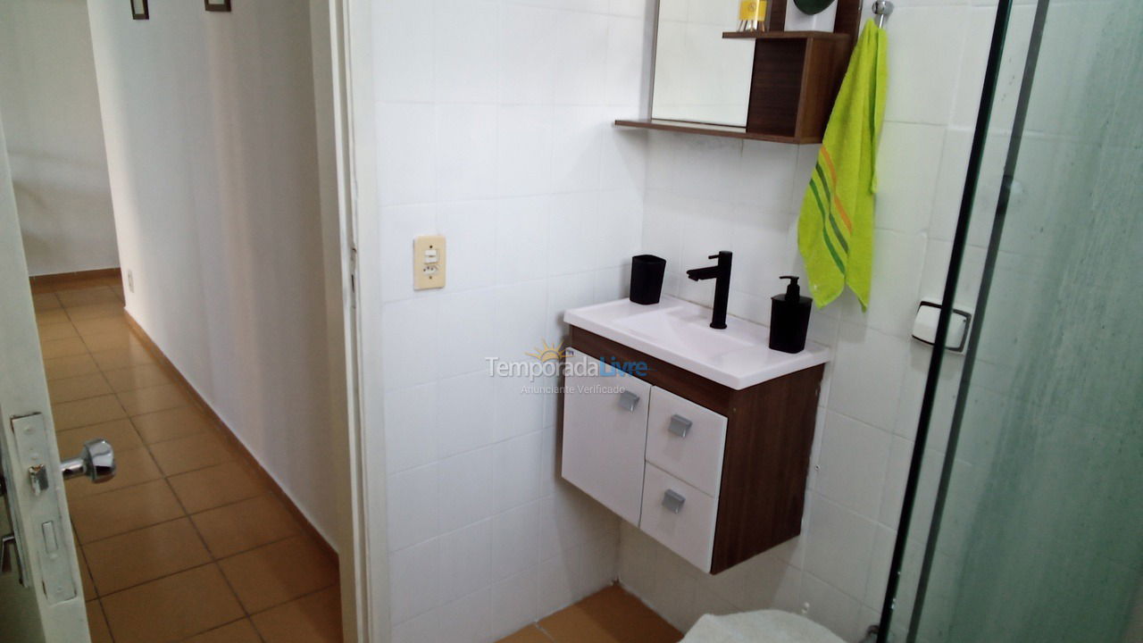 Apartamento para aluguel de temporada em Praia Grande (Guilhermina)