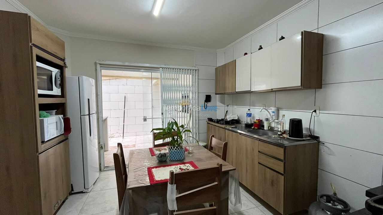 Apartamento para alquiler de vacaciones em Florianopolis (Praia dos Ingleses)