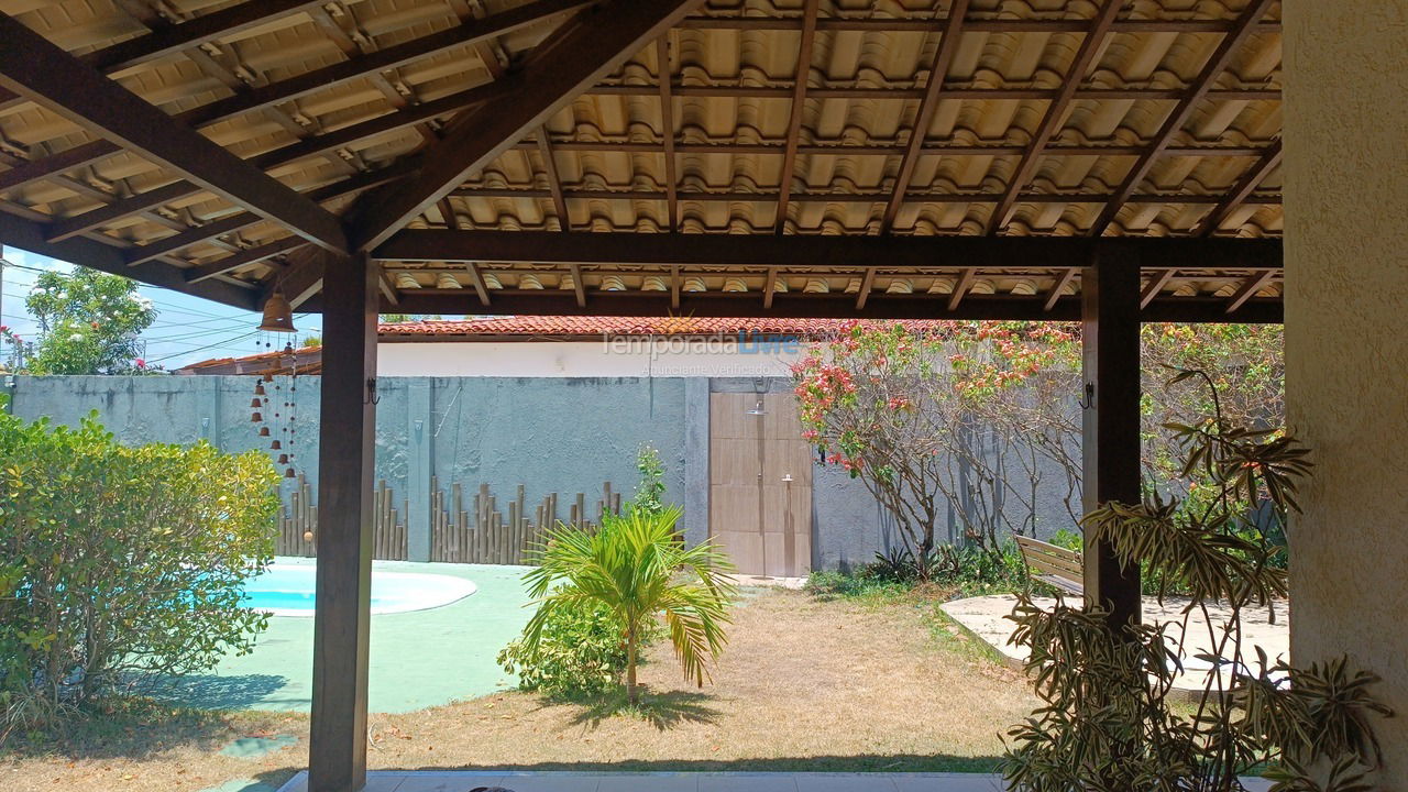 Casa para aluguel de temporada em Camaçari (Barra do Jacuípe)