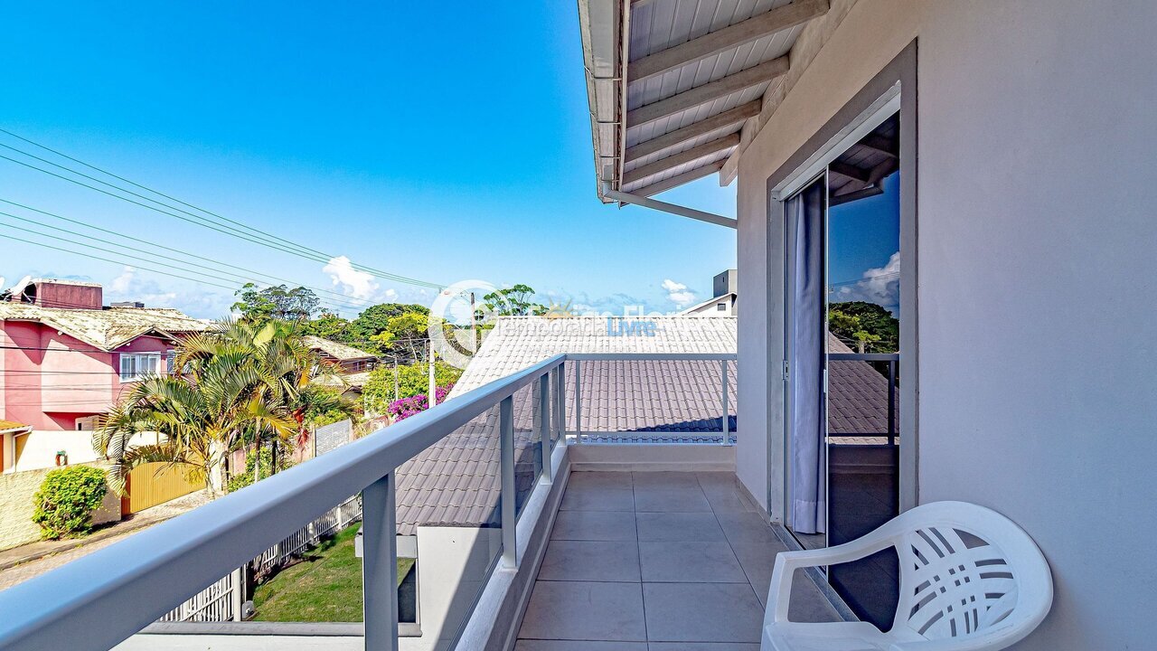 Casa para aluguel de temporada em Florianopolis (Campeche)