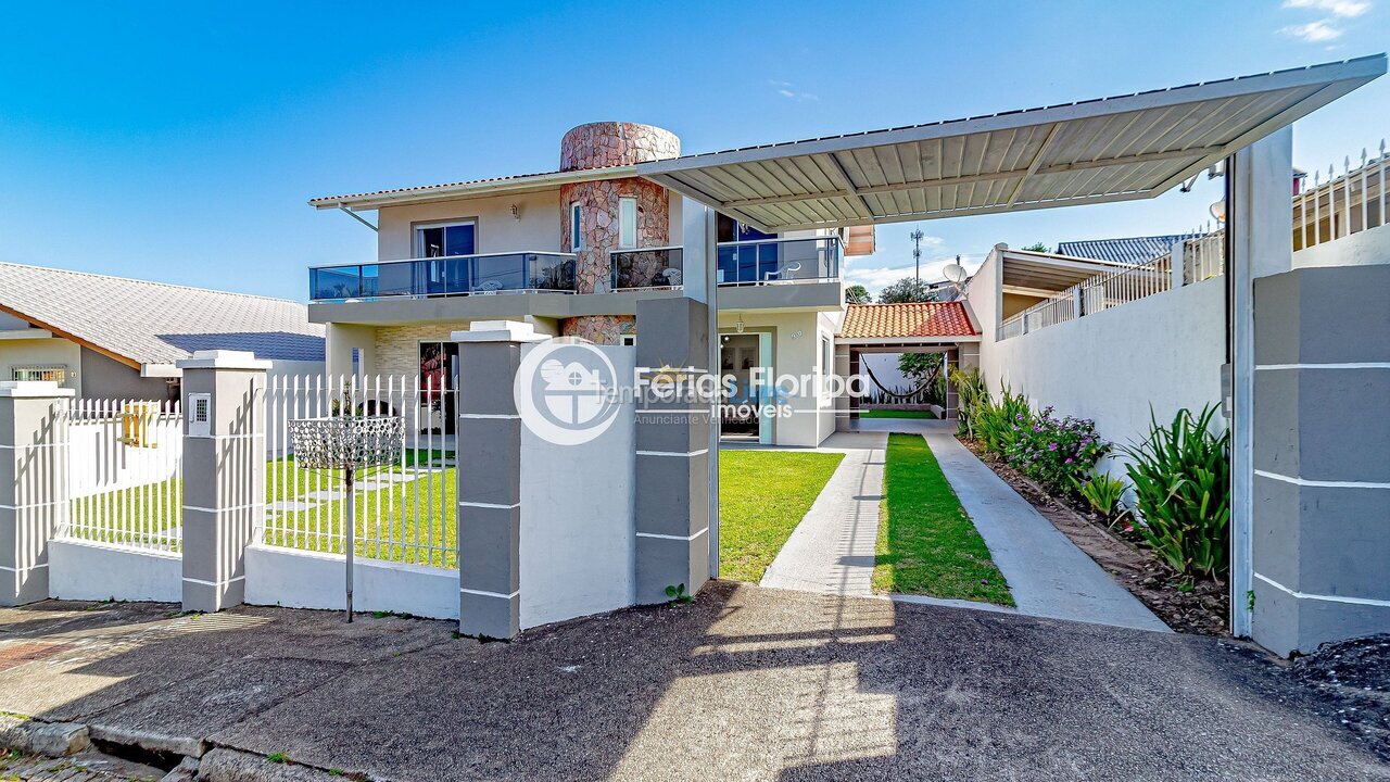 Casa para aluguel de temporada em Florianopolis (Campeche)