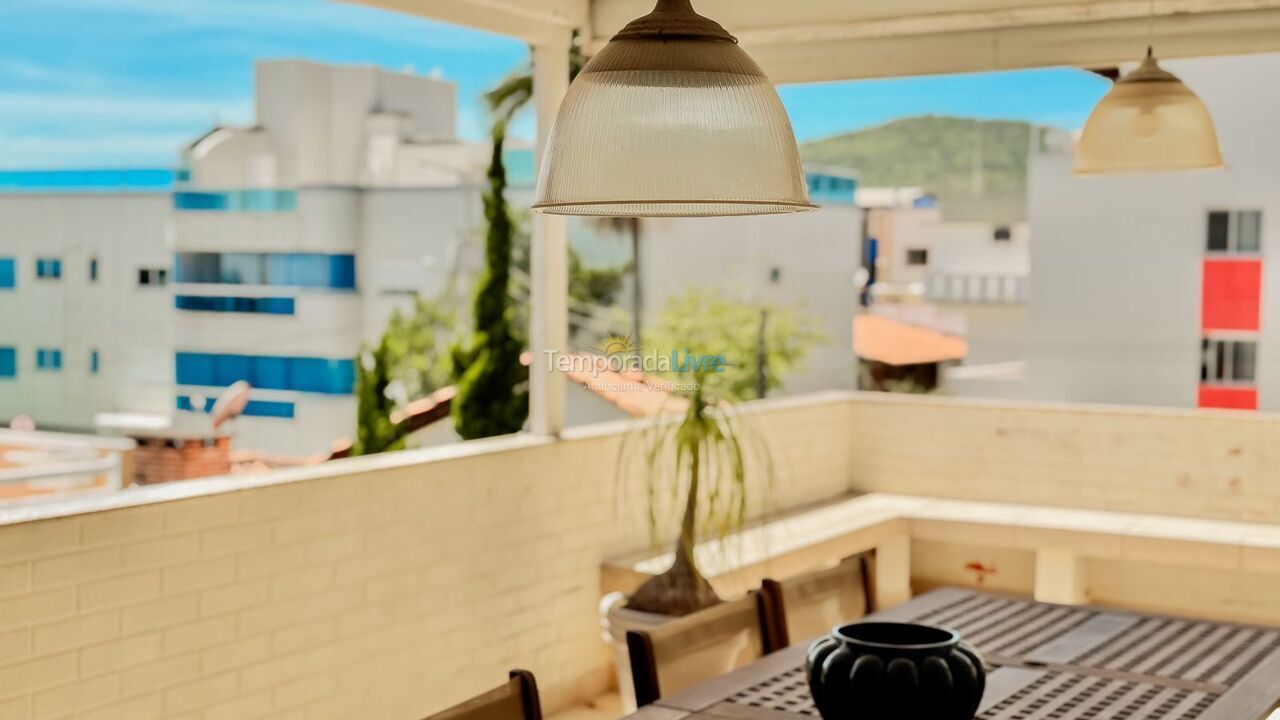 Apartment for vacation rental in Bombinhas (Bombinhas Centro)