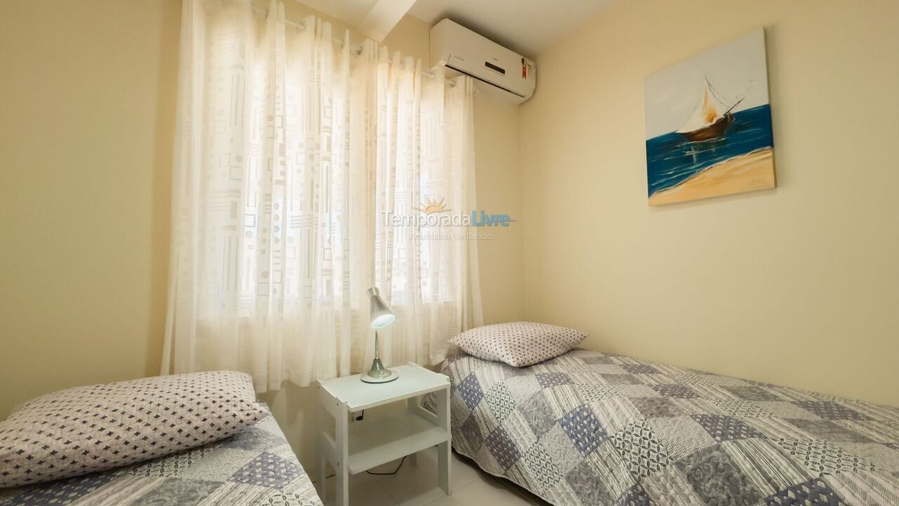 Apartment for vacation rental in Bombinhas (Bombinhas Centro)