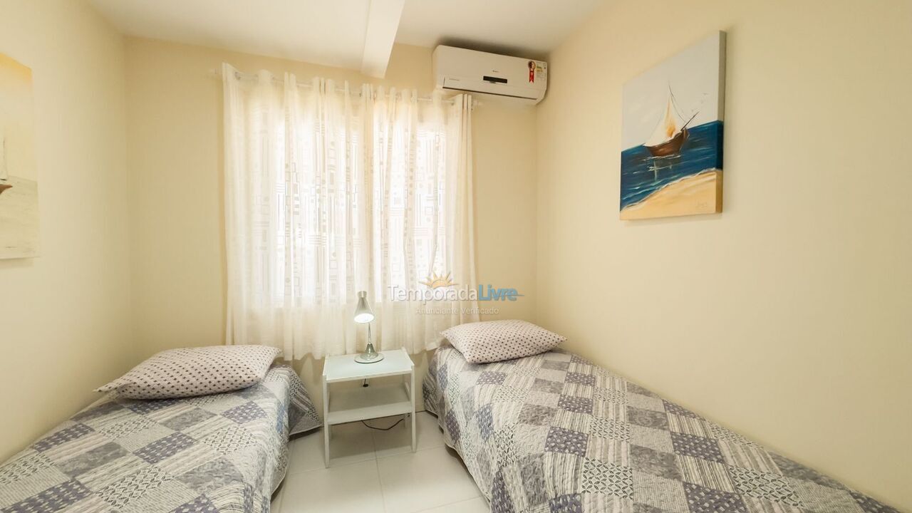 Apartment for vacation rental in Bombinhas (Bombinhas Centro)