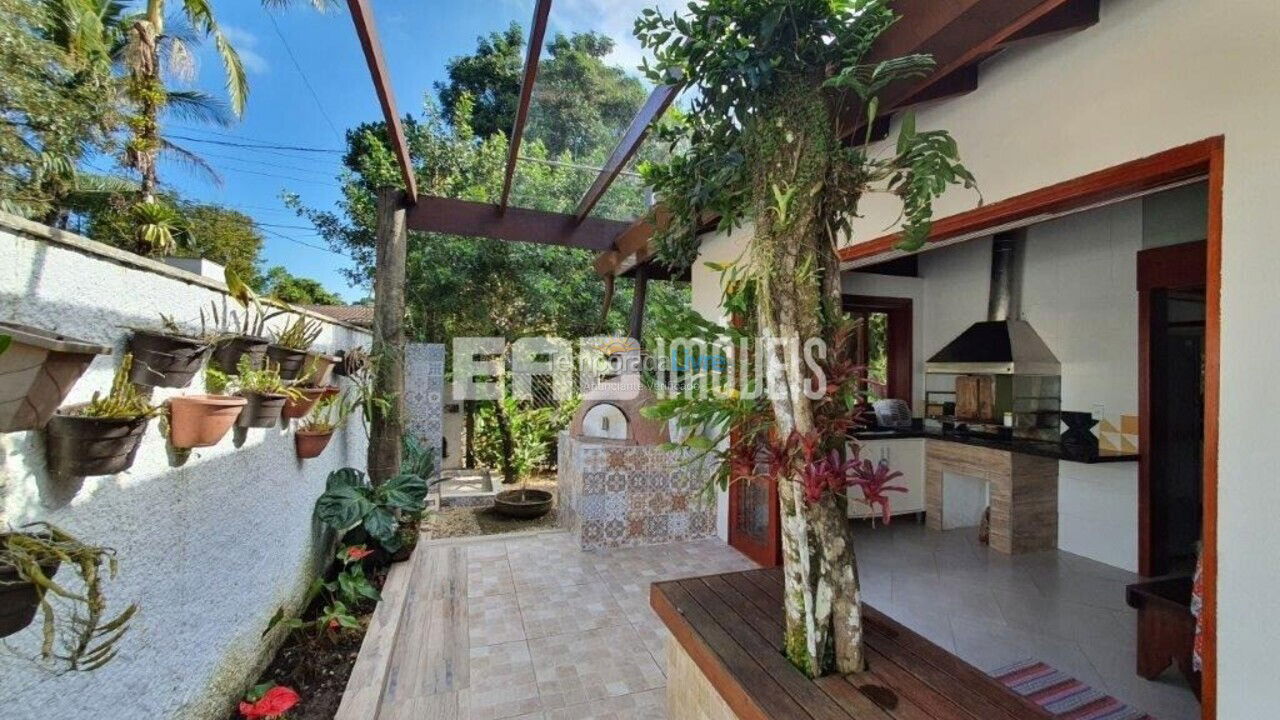 House for vacation rental in Ubatuba (Praia de Itamambuca)