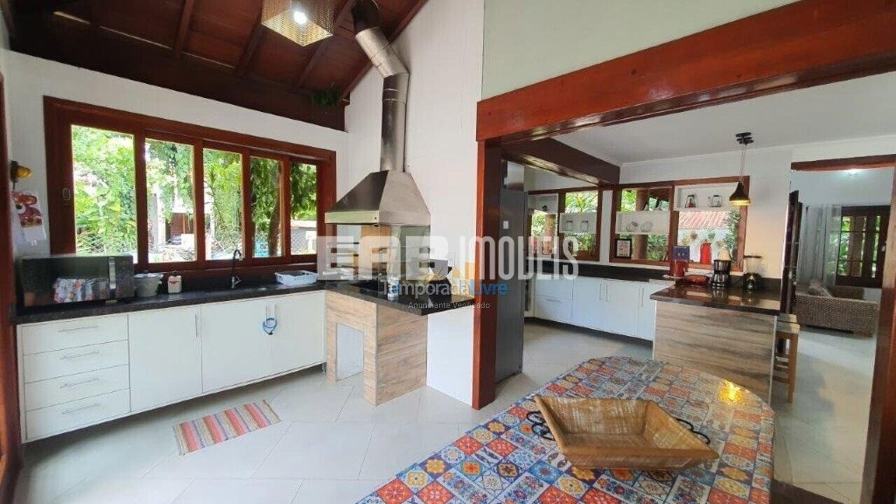 House for vacation rental in Ubatuba (Praia de Itamambuca)